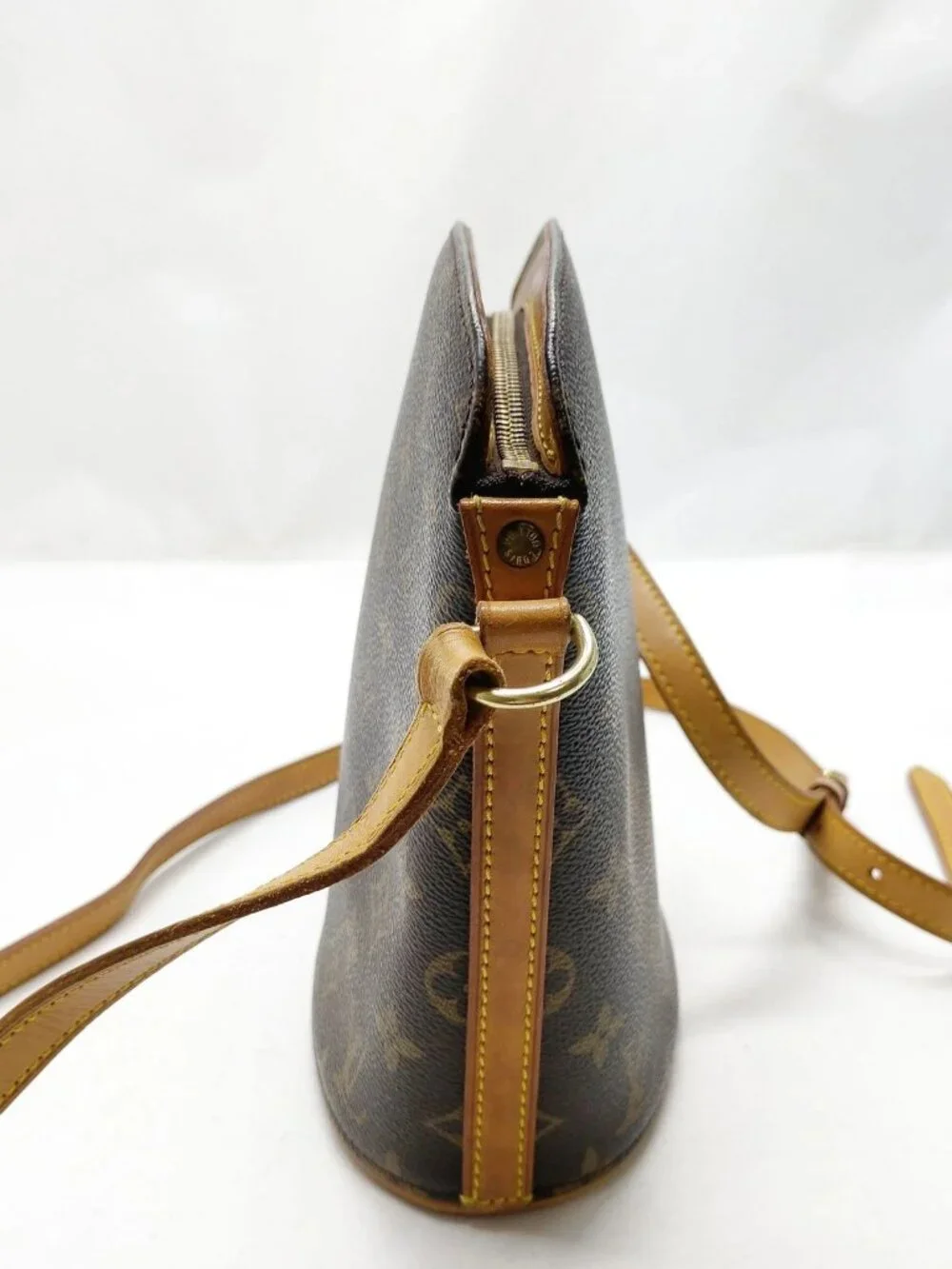 Authentic Louis Vuitton Drouot Monogram Canvas Crossbody Bag Vintage
